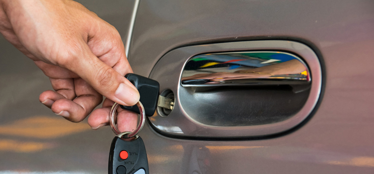 Car door lock repair in Lakeland Village
